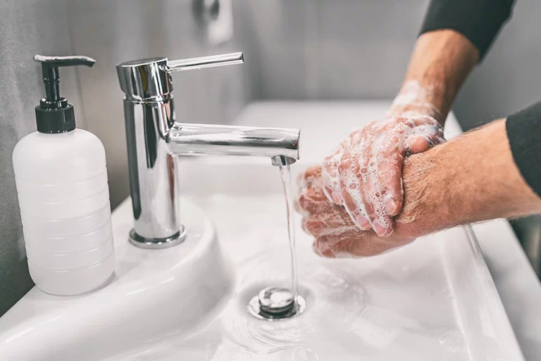 myte ręce